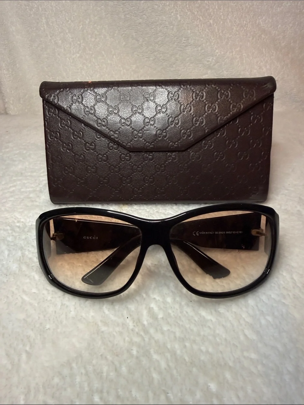 Gucci Sunglasses GG 2592/S Made In Italy Gradient Lens Size 62-12-110
